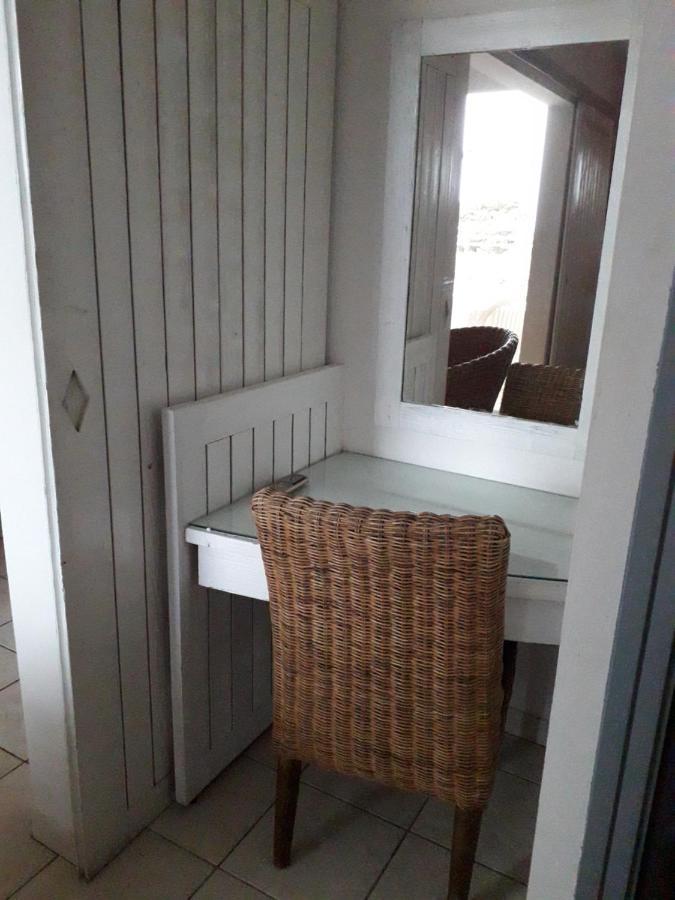 Appartement Colibri De La Baie De Tartane Ла Трините Екстериор снимка